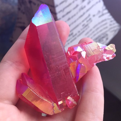 cosmicdreamclub:new hot hot pink magic aura quartz