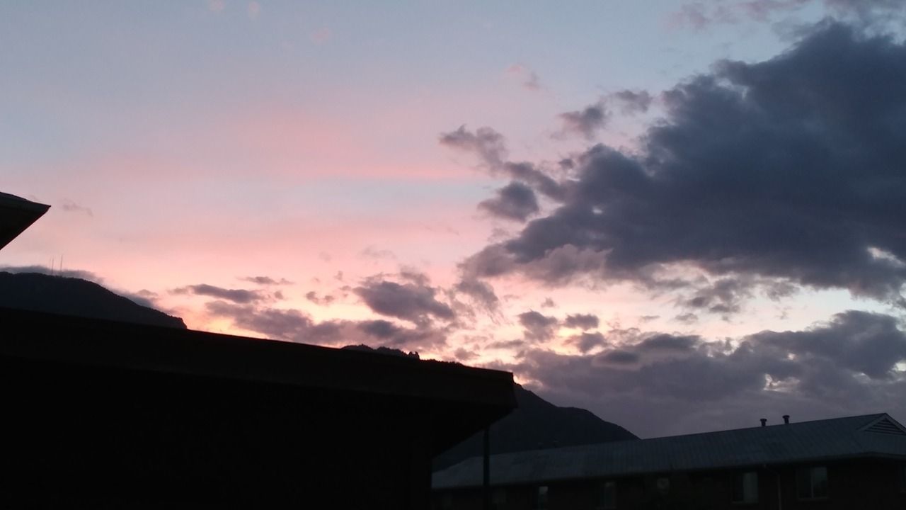 Tonight&rsquo;s sunset was beautiful. Please do not repost💜