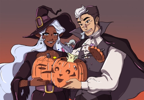 roguepaladin: Halloween Time!!! Yes they made pumpkins of each other