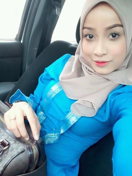 gadismelayuworldsstuff: PART 2 #hijab #tetekbesar