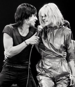 icky-pop:  Iggy Pop and Debbie Harry