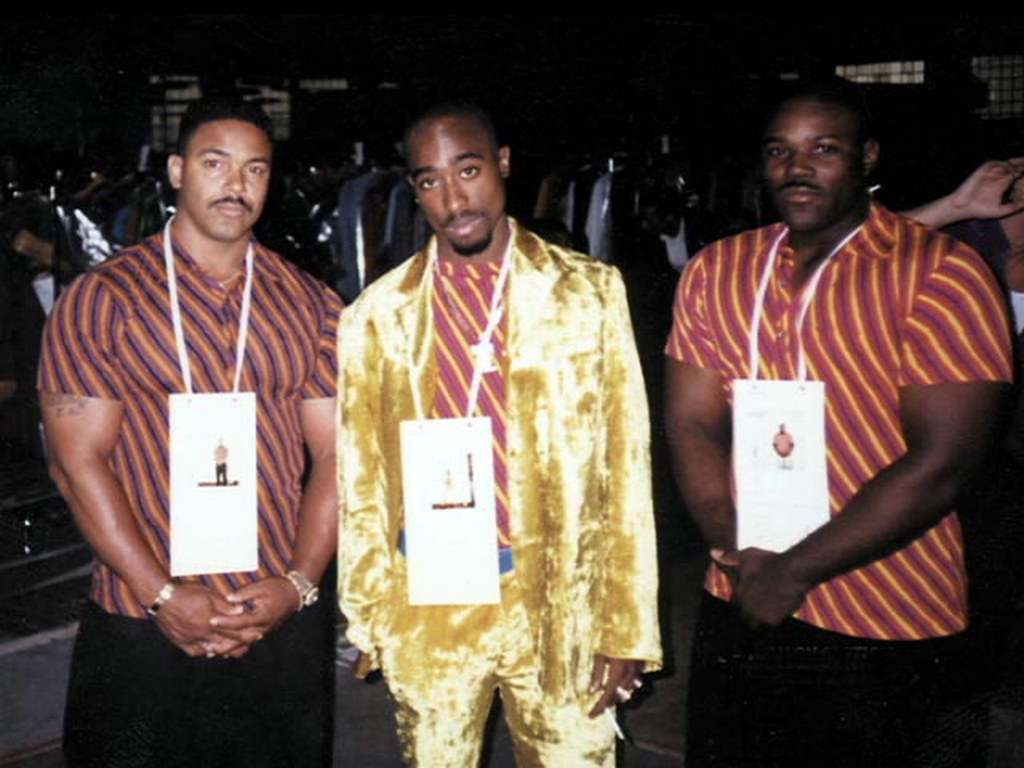 Tupac - Versace Fall Fashion Show (1996)