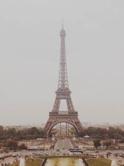 travelingcolors:Tour Eiffel, Paris | France