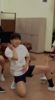 Requested By @sin-taehyung : Hobis Legs (cr)