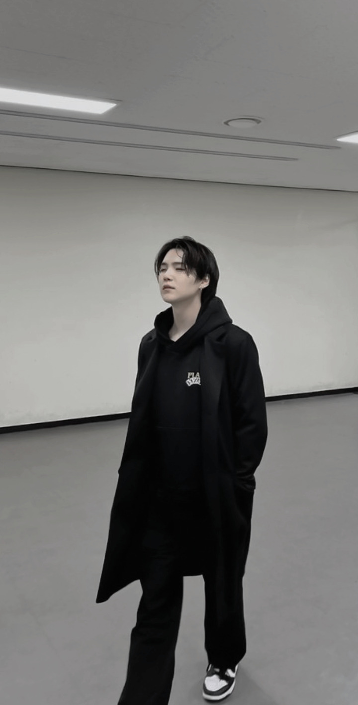 Sug Lockscreens Boyfriend Mteril