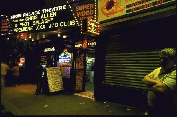 trashcompactorzine:  Back when NYC was FUN.  Dirty Old New York GRINDHOUSE