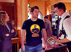 shownspencer:  Shawn Spencer favorite outfits season 7 