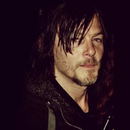 reedus-place:  Take me.Reeduslicious FB 