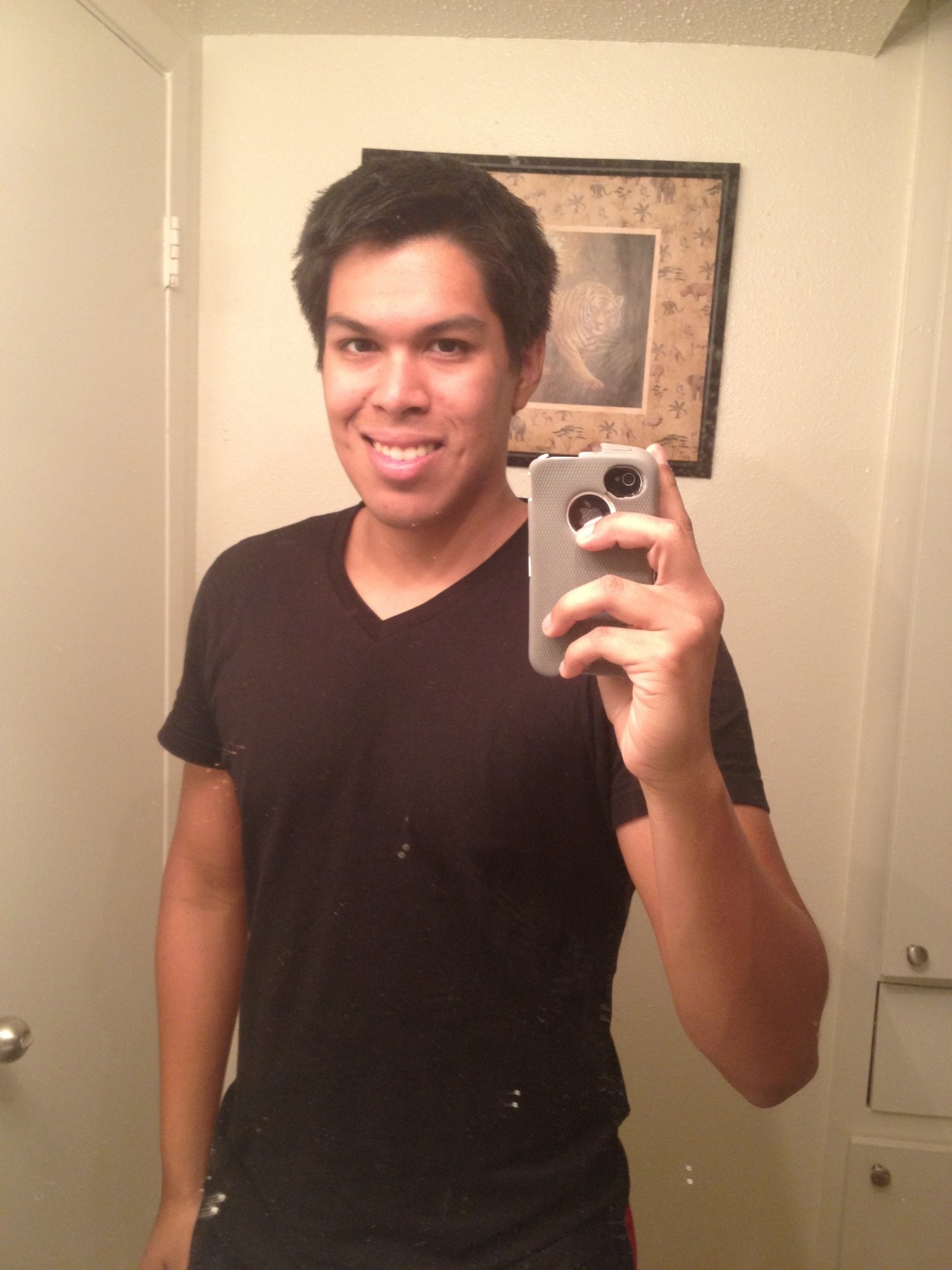 imhereforthemen:  Selfie in the new apartment :) (trillatx) 