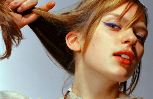 spring1999:  elise crombez photographed by liz collins 