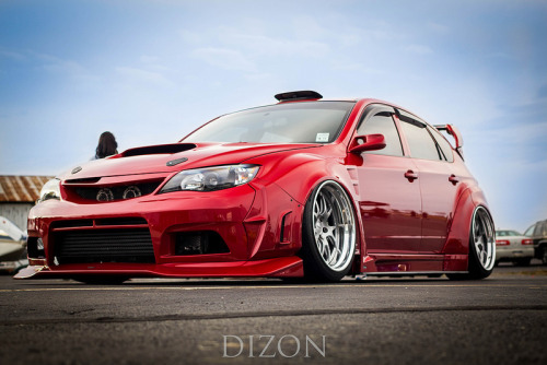 pantydroppingstance:  Re-edit of First class Fitment by Steven Dizon on Flickr.