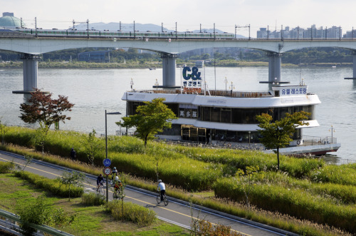 Han river