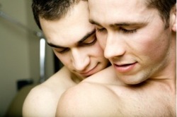 gay-love-blog:  Gay-love-blog.tumblr.com