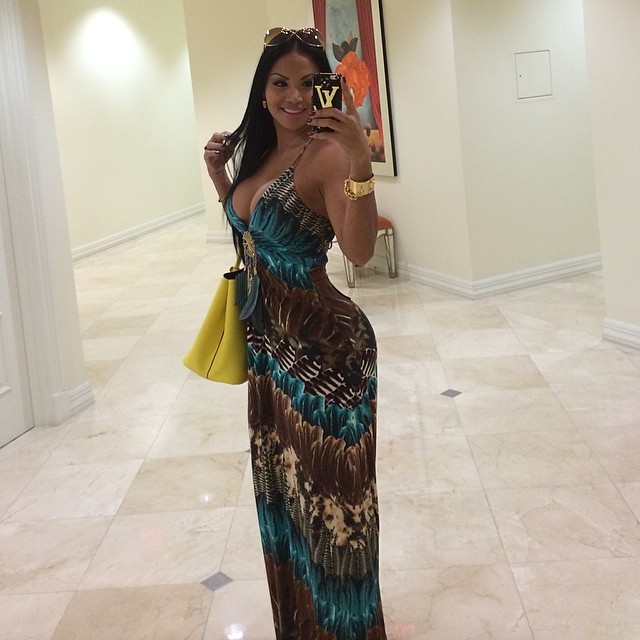 blue-chopper:  dollycastro:  I know you love when I wear long dresses 😉😘  damn