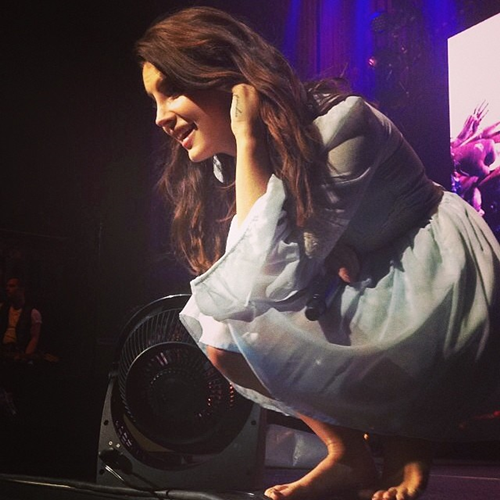 born to adore Lana Del Rey