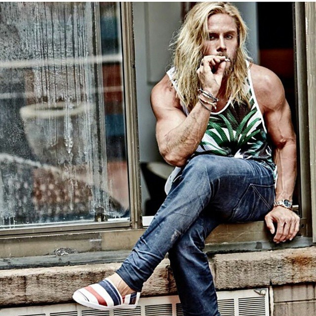 un-necessary-nudity:  Matt Felker,Remember him from Brits toxic video. Oh my….