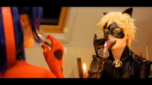 86thfloormusic: when your superhero date turns out to be your classmate [x]