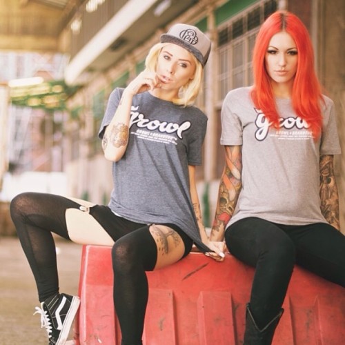 growlandgrandeur:  @alyshanett & @cervenafox = double awesomeness! Growl script tee’s - £20 www.GrowlAndGrandeur.com #growlandgrandeur #independent #streetwear #apparel #alyshanett #cervenafox 