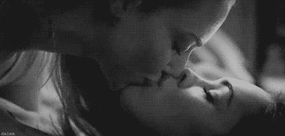 saucyredhead: Make out session