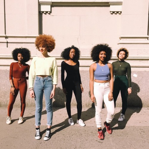 aisselectric:African American Apparel