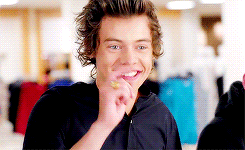 harrycmon:  &ldquo;You know, there’s not much not to love about Harry.&rdquo;