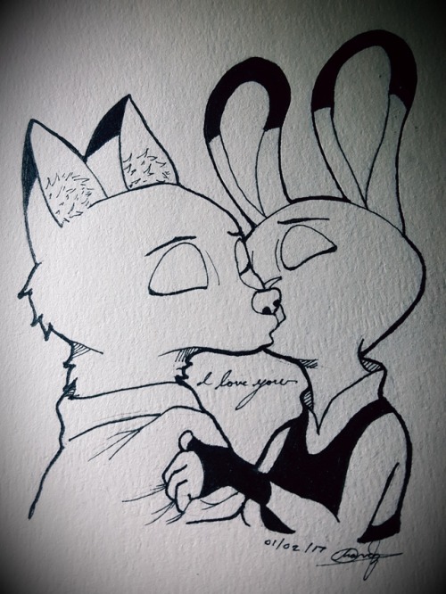 another-wildehopps-blog: pyrophoricitee:  reddoshirousagi06: Kiss KISS  KISS!  @xirafinadraws