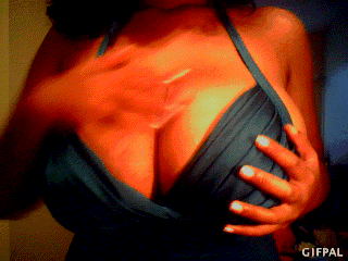 worldsbaddest:  libraquarianlovers:  The website said it was for bigger busts! Oh well ;)  0___0world’s baddest females here! 