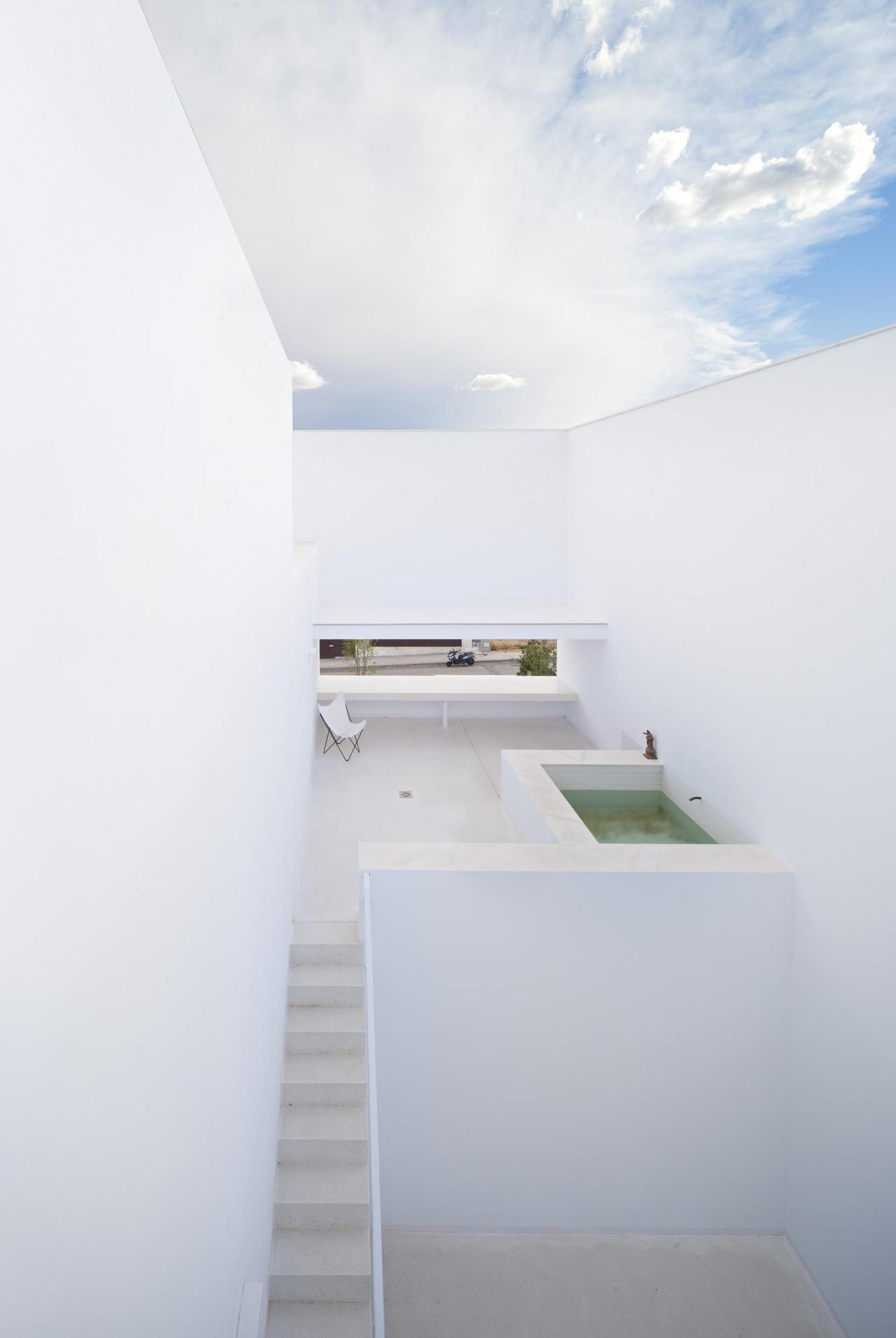 subtilitas:  Alberto Campo Baeza - Raumplan house, Madrid 2015. Photos © Javier