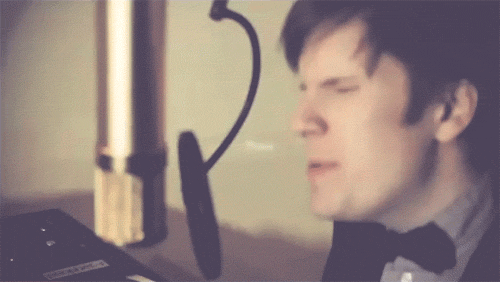 stormsubsiding:  Who says a boy has to have a deep voice? So what if a dude’s voice