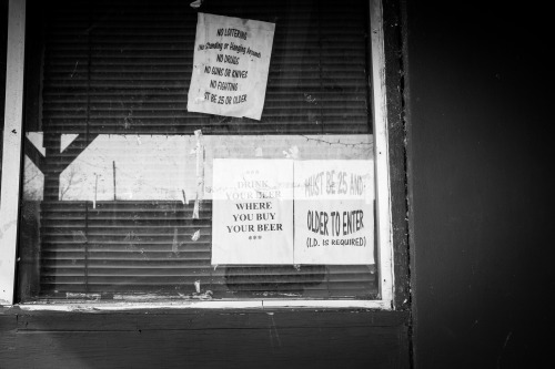 americanguide:  ARTESIA, MISSISSIPPI  ARTESIA, 55 m. (223 alt., 612 pop.), is the junction poin