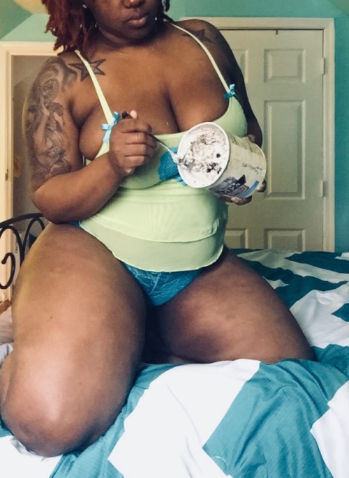 Porn spottedassashwiththestrap:  Ice cream social photos