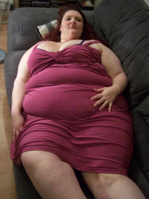 gutlover1:  She would love being married to me.