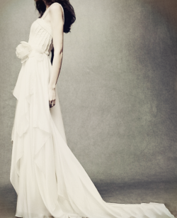 tbdressfashion:  WEDDING DRESS 