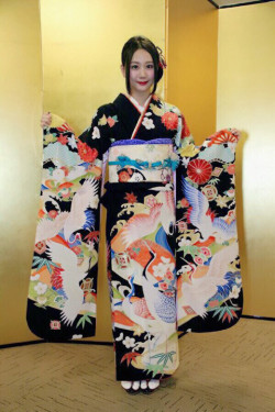 yukirena88:  Coming of Age Ceremony #FuruhataNao