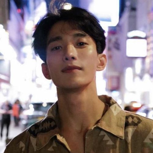 A/n: Inspired By This Tumblr Fic's Picture :) This Pic Gives Nyc Vibes For Me
