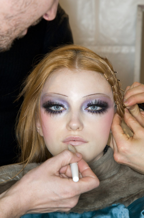 highqualityfashion:Christian Dior FW 09 beauty