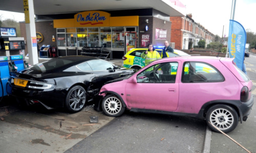 prousts: autonomous-geordie:  marlbororedgirl:  stunningpicture:  赔,000 Aston Martin killed by 赨 pink car  aesthetic  Class war.  #stuart semple attacking anish kapoor 