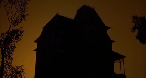 ozu-teapot: Psycho II | Richard Franklin | 1983