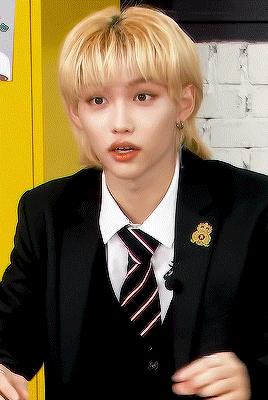 seungs:[skz code] ep.03 : felix