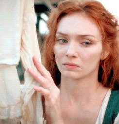 tumblr_ofjis1KoTj1sgla6so9_r1_250.gif