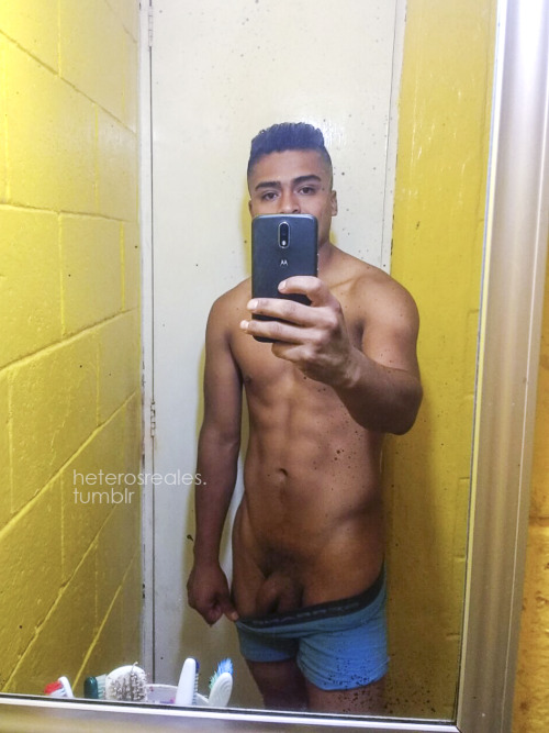 fotoscaserasdelcholos:  Que rico estas!.Si estuvieses a mi lado, no t salvas…