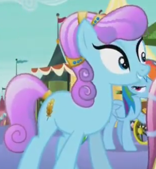 thedenofravenpuff: Another random Crystal Pony observation. The glow and crystalline