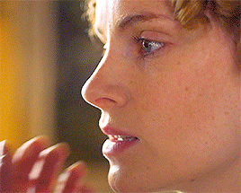 ohlexa: Anne Lister + the way she caresses Ann’s face