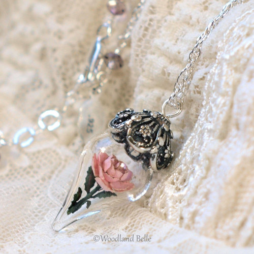 culturenlifestyle:  Enchanted Beauty & the Beast inspired Enchanted Rose Glass Vial Terrarium Necklaces North Carolina-based boutique Woodland Belle blends a rustic sensibility with a fairy-tale inspired theme into their contemporary jewelry. Inspired