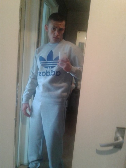 gearladuk:  Scallys/Lads - wearing joggers