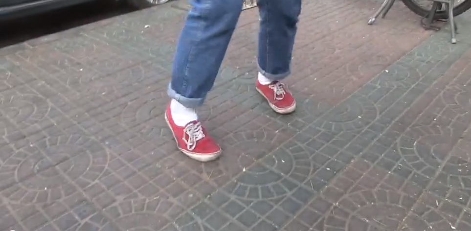 mac demarco red vans