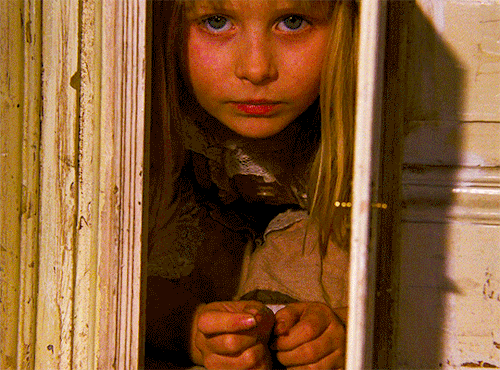 talesfromthecrypts: Alice thought to herself ‘Now you will see a film… made for