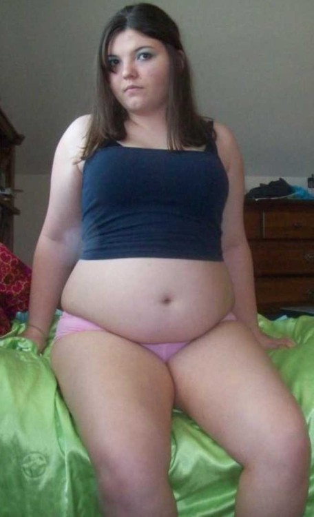 Naked chubby girl with muffin top