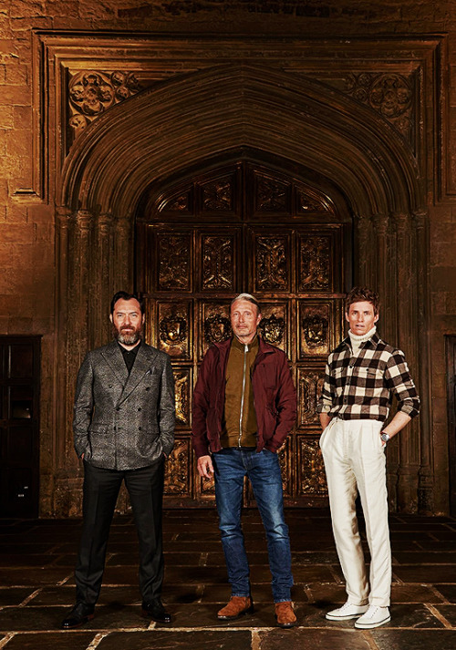 JUDE LAW, MADS MIKKELSEN, EDDIE REDMAYNE ━ &ldquo;Fantastic Beasts: The Secrets of Dumbledore&rdquo;