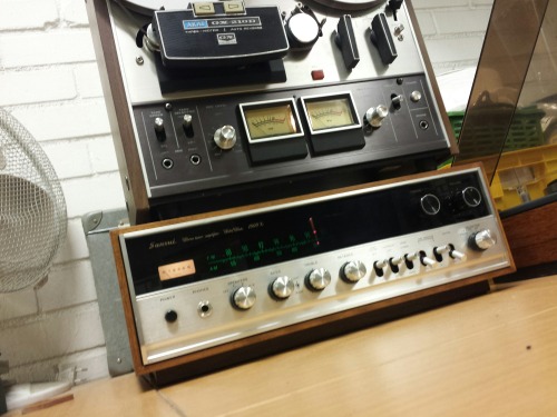 Vintage Stereo Recap. Sansui 1000X Solid State AM/FM Stereo Tuner Amplifier, 1972 - AKAI GX-210D Ree